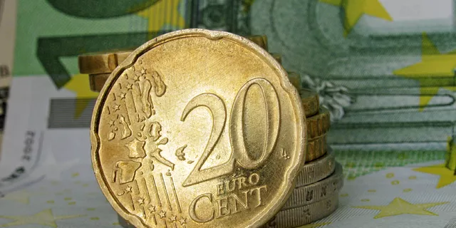EUR/USD: pola 